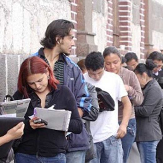 Las madres: endeudadas y pobres