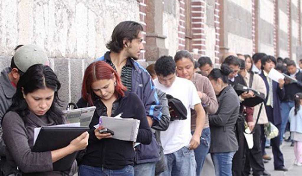 Las madres: endeudadas y pobres